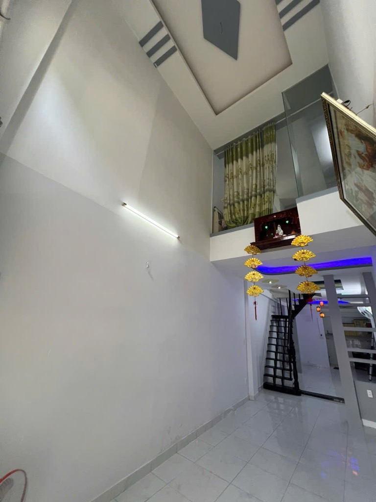 NGAY TÊN LỬA, CHỢ BÌNH TRỊ ĐÔNG, NHÀ 2 TẦNG, 53M2, GIÁ CHỈ HƠN 3 TỶ - Ảnh 1